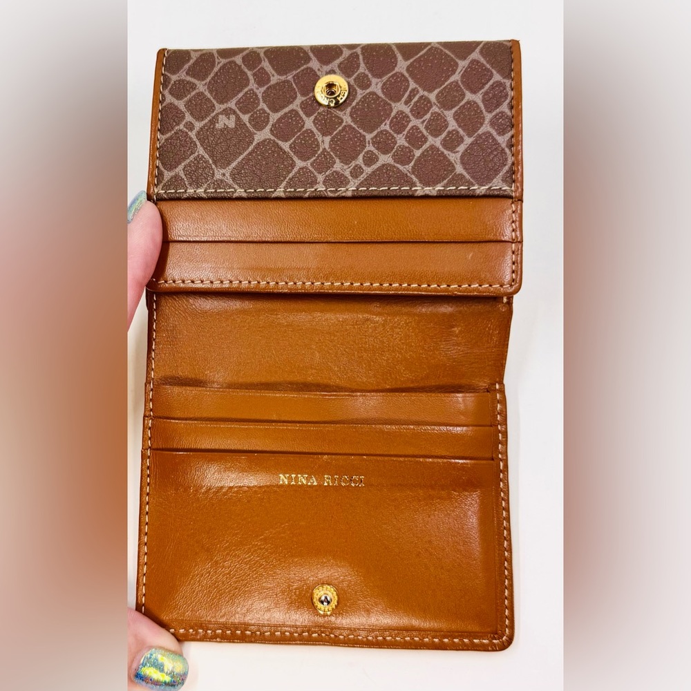 Nina Ricci Small Brown Leather Animal Print Wallet W/Optional Crossbody Chain - Picture 3 of 9